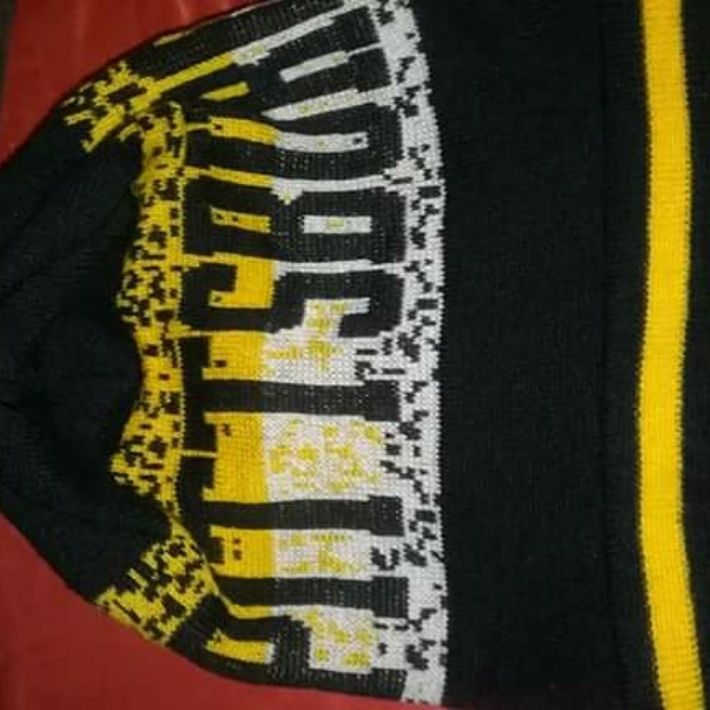 Hat - Picture 4 of 4